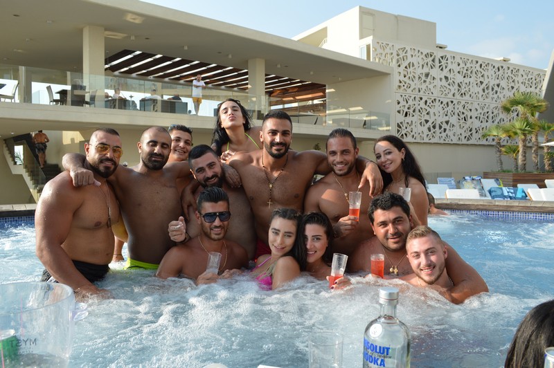 Sunday Pool Party at Whitelace